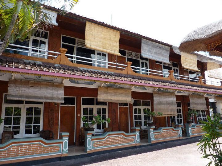 Surf Doggie Inn Kuta Lombok Zewnętrze zdjęcie